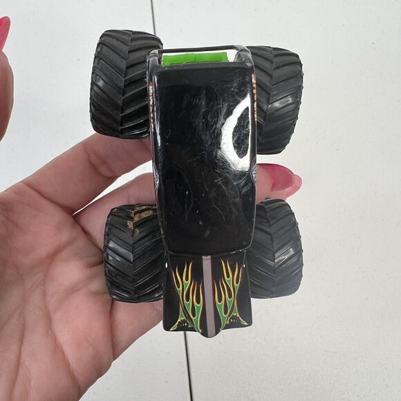 Lot of 3 Hot Wheels Monster Jam Truck Grave Digger Ninja Turtles Manic Rev Tredz - Picture 11 of 13